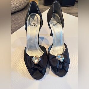 Solitaire black satin D’Orsay peep-toe / Swarovski crystal
